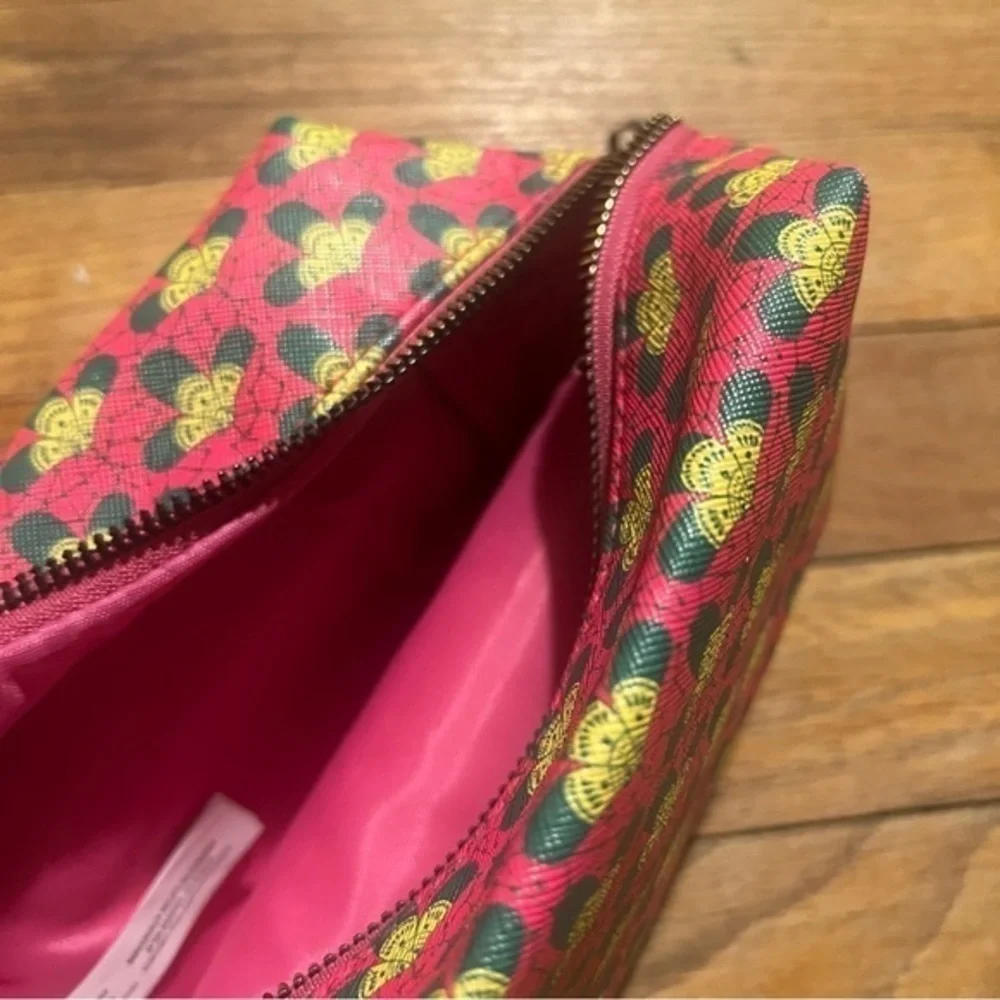 New Naomi and Neneh cosmetics bag